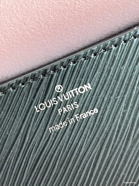 VUITTON LOUIS TWIST MM 0514